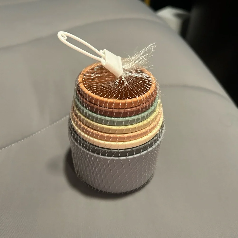 SMALL PET PLASTIC STACKING CUPS